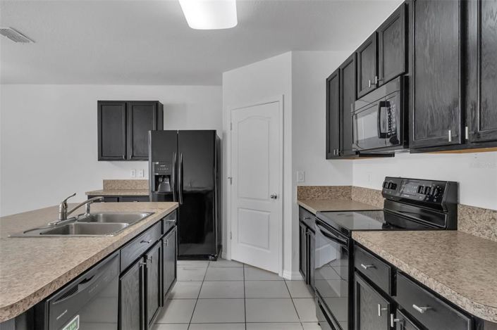 Image No.5-Maison de 4 chambres à vendre à Saint John