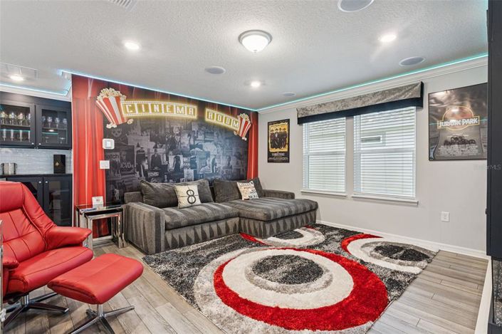 Image No.26-5 Bed House for sale