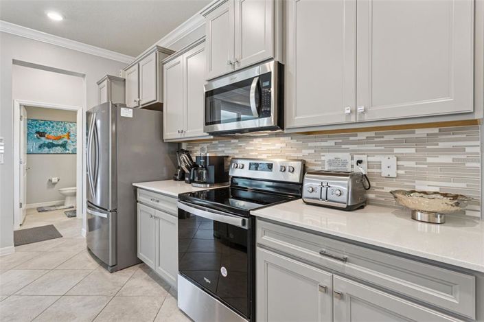 Image No.9-5 Bed House for sale