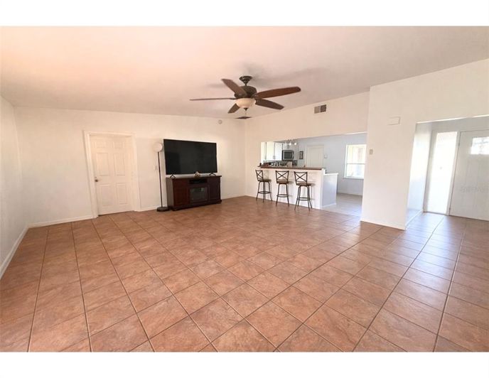 Image No.23-3 Bed House for sale