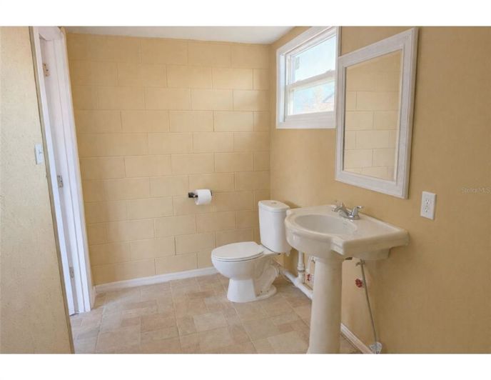 Image No.31-3 Bed House for sale