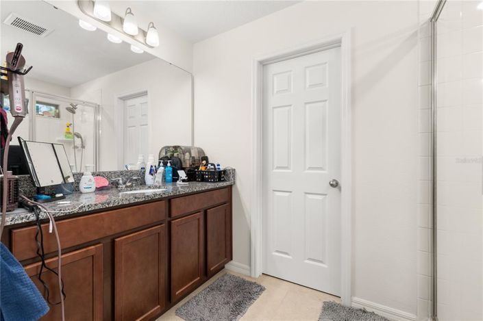 Image No.30-4 Bed House for sale