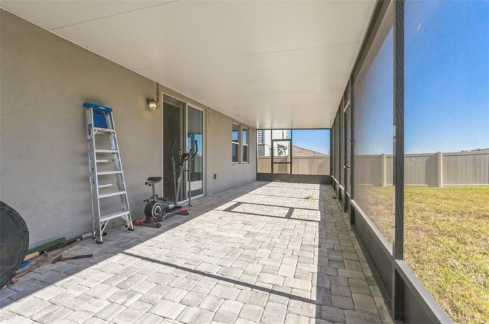 Image No.12-4 Bed House for sale