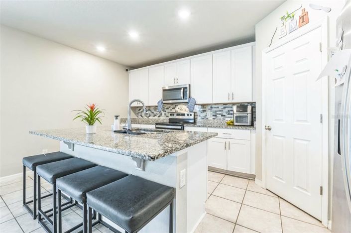 Image No.4-4 Bed House for sale