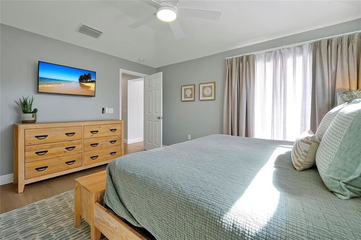 Image No.19-4 Bed House for sale