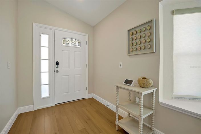 Image No.3-4 Bed House for sale