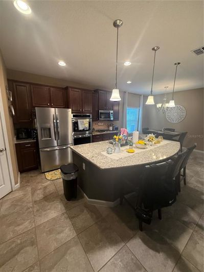 Image No.17-4 Bed House for sale