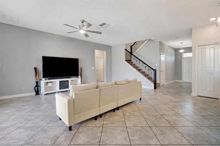 Image No.13-4 Bed House for sale