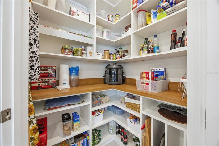 Image No.12-2 Bed House for sale