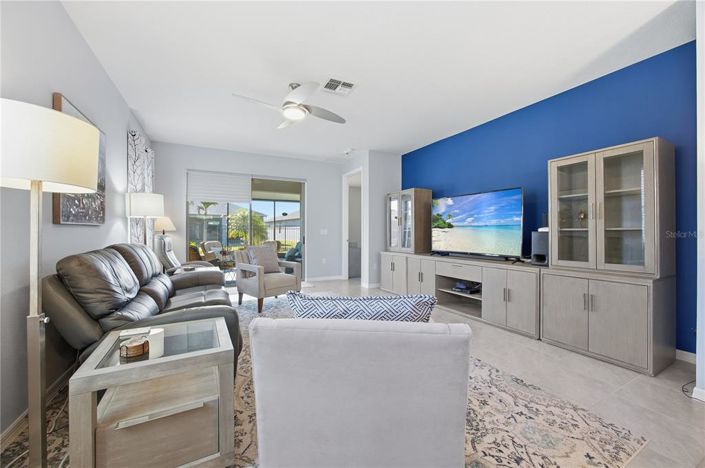 Image No.17-2 Bed House for sale