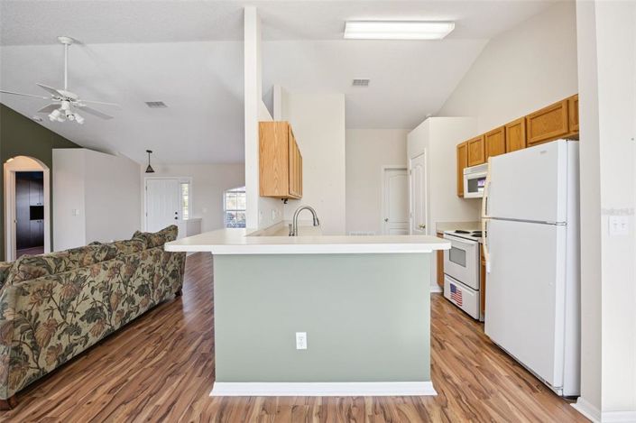 Image No.17-3 Bed House for sale