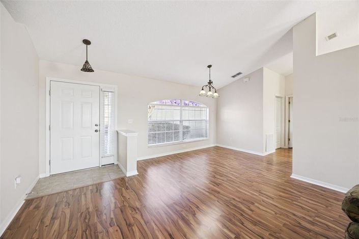 Image No.5-3 Bed House for sale