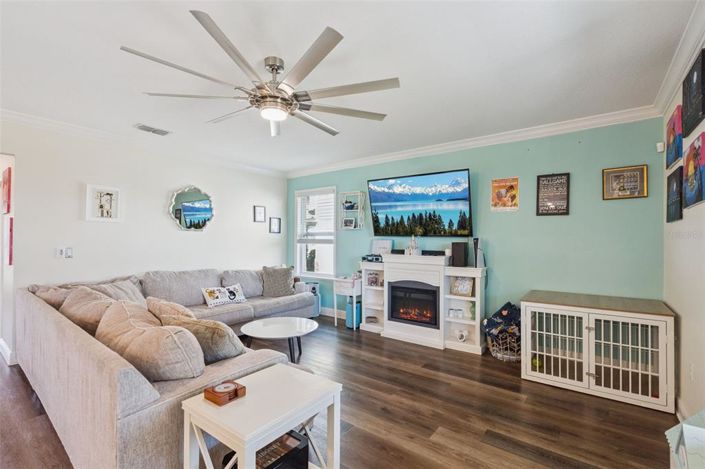 Image No.13-5 Bed House for sale