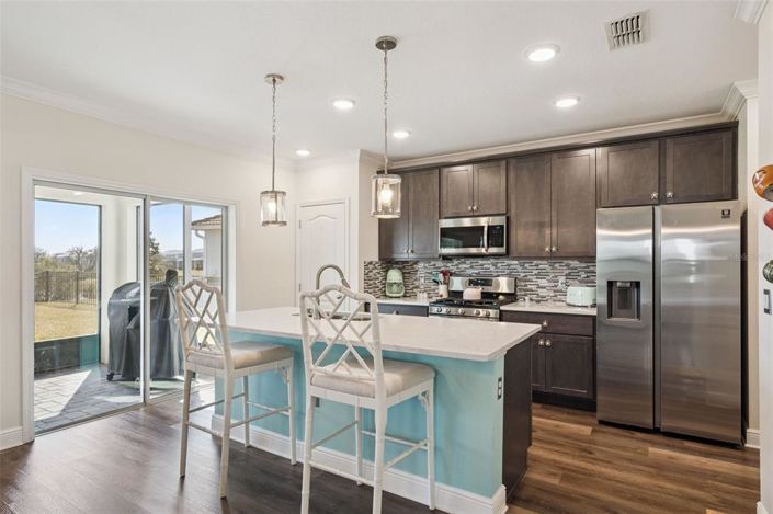 Image No.19-5 Bed House for sale