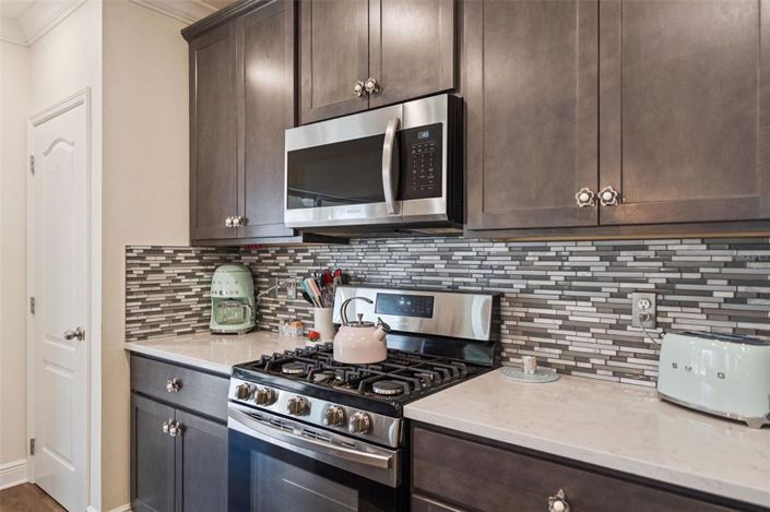 Image No.24-5 Bed House for sale