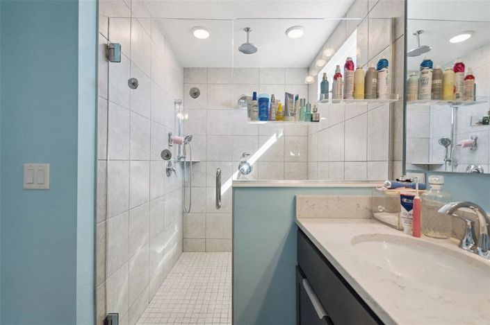 Image No.31-5 Bed House for sale