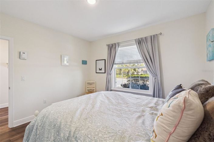 Image No.35-5 Bed House for sale