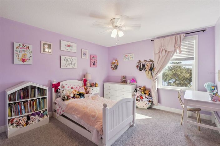 Image No.37-5 Bed House for sale