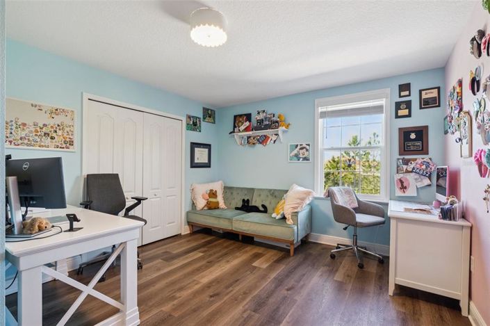 Image No.42-5 Bed House for sale