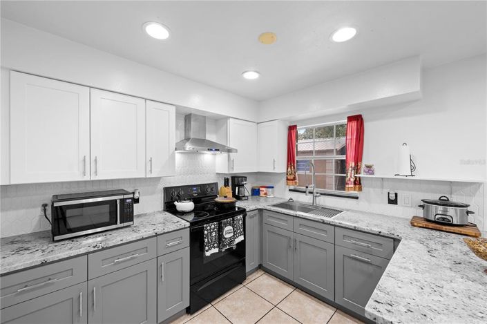 Image No.10-Maison de 4 chambres à vendre à Saint John