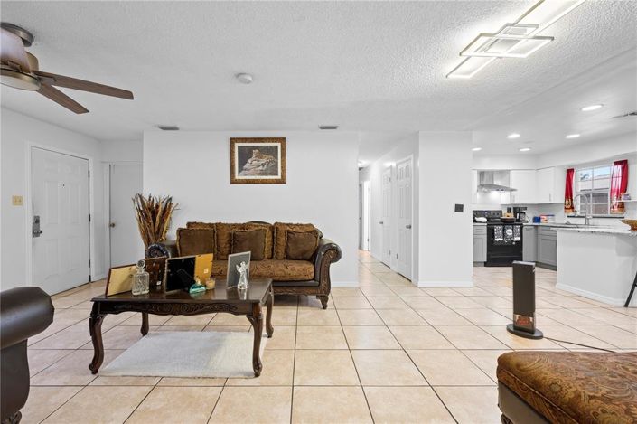 Image No.6-Maison de 4 chambres à vendre à Saint John