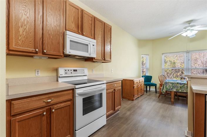 Image No.9-2 Bed House for sale