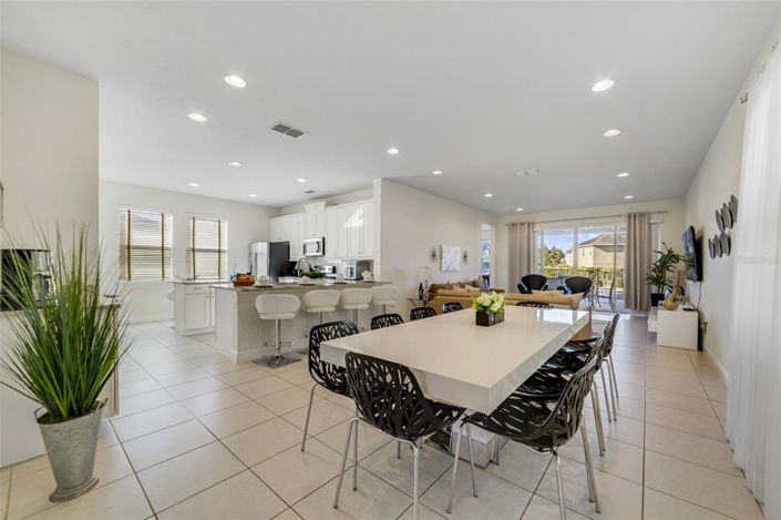 Image No.11-6 Bed House for sale