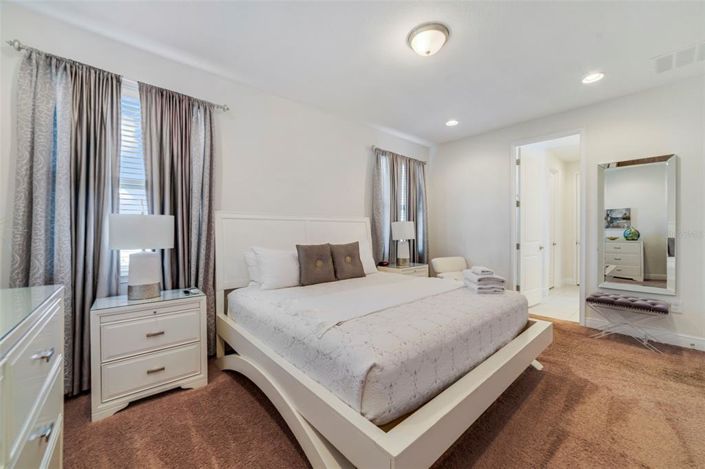 Image No.37-6 Bed House for sale