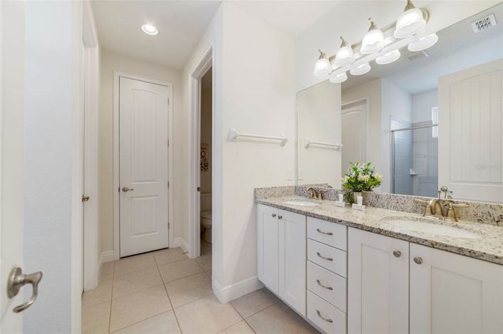 Image No.40-6 Bed House for sale