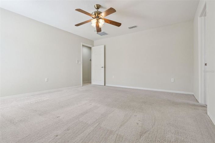 Image No.19-4 Bed House for sale