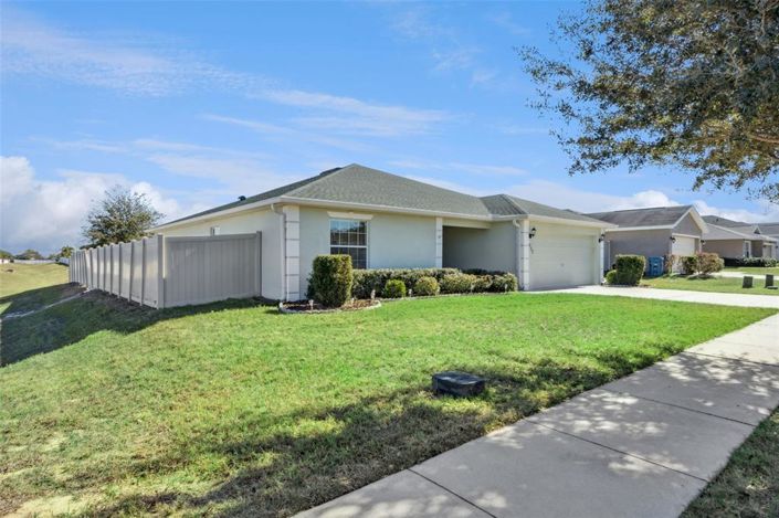 Image No.2-4 Bed House for sale