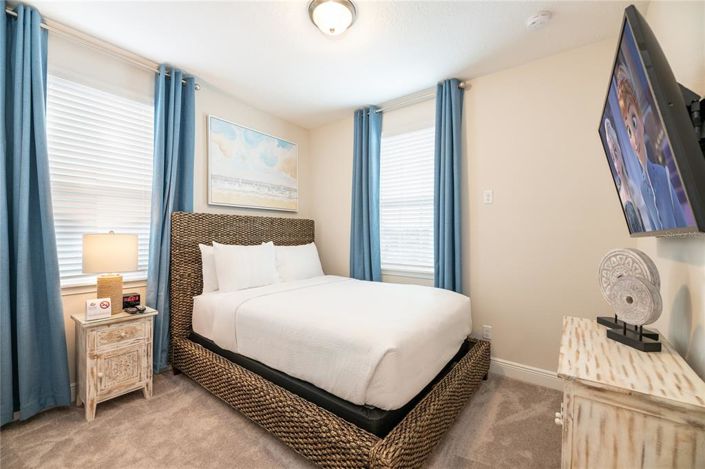 Image No.15-6 Bed House for sale