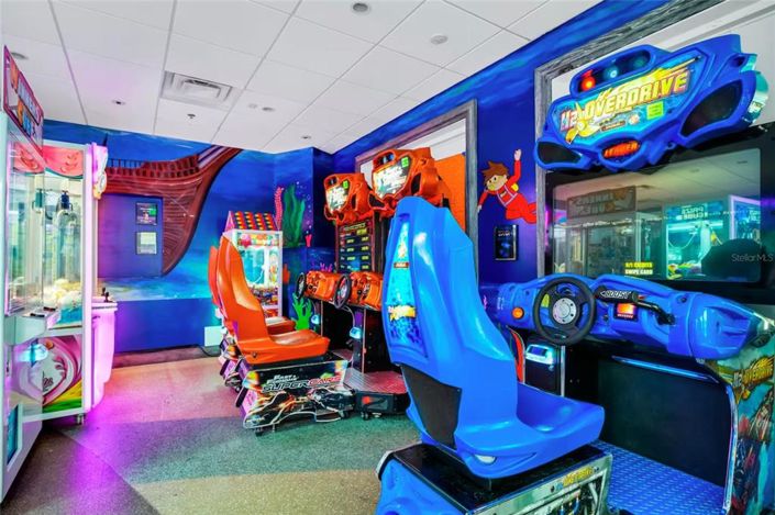 Image No.34-6 Bed House for sale