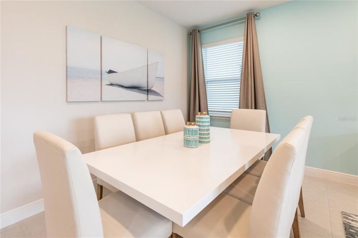 Image No.7-6 Bed House for sale