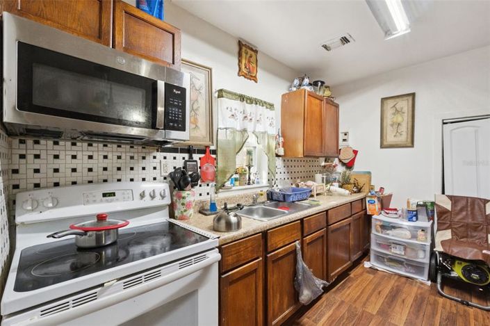 Image No.5-4 Bed House for sale