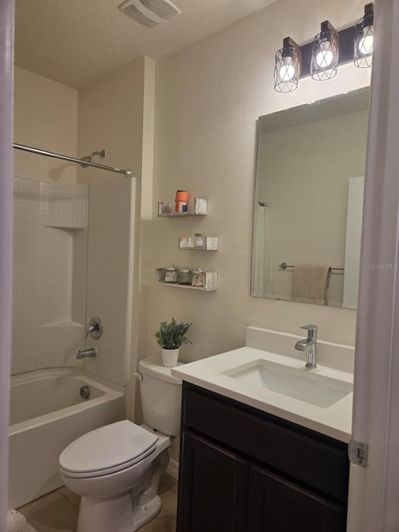 Image No.19-3 Bed House for sale