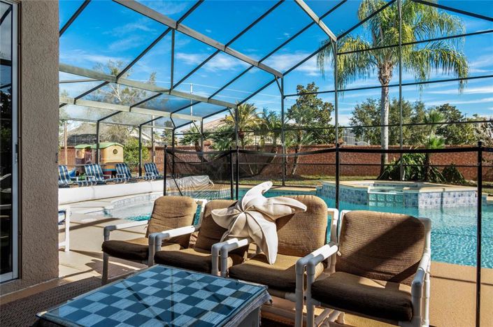 Image No.42-8 Bed House for sale