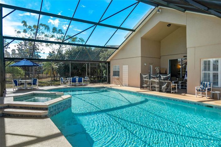 Image No.45-8 Bed House for sale