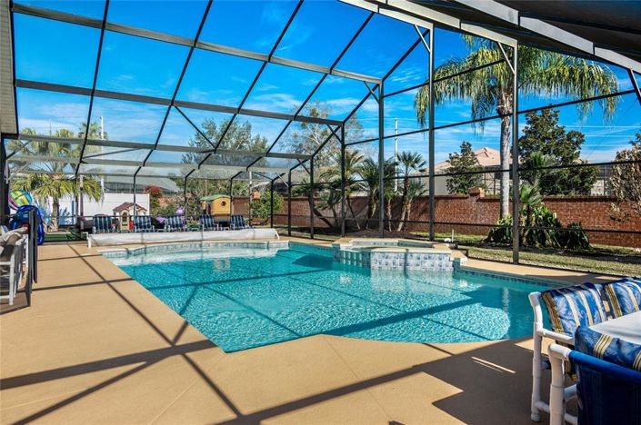 Image No.46-8 Bed House for sale