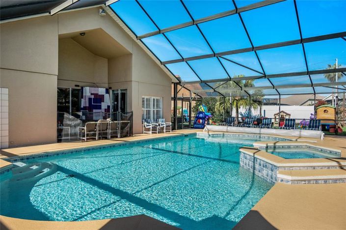 Image No.47-8 Bed House for sale