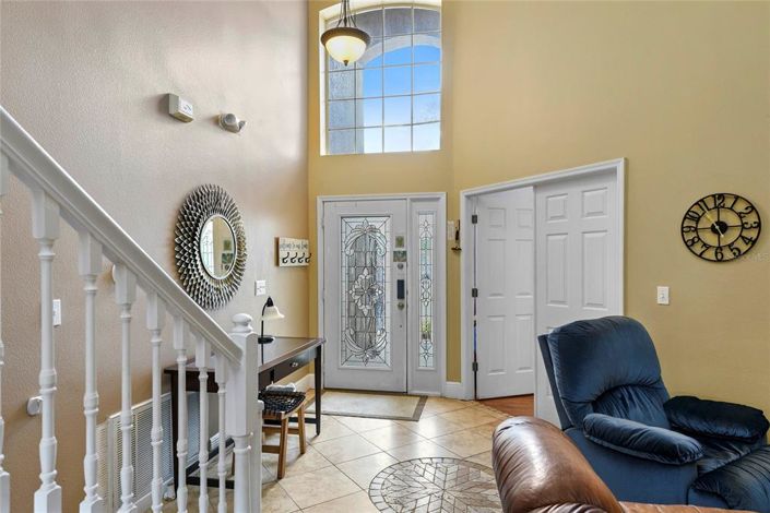 Image No.5-8 Bed House for sale