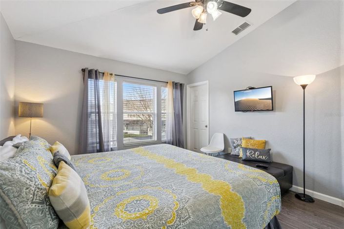 Image No.21-3 Bed Townhouse for sale