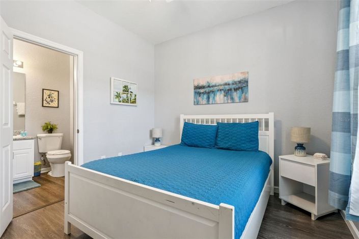 Image No.25-3 Bed Townhouse for sale