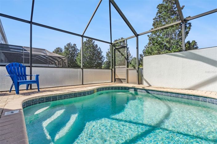 Image No.41-3 Bed Townhouse for sale