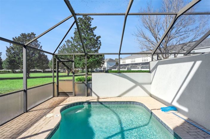 Image No.44-3 Bed Townhouse for sale