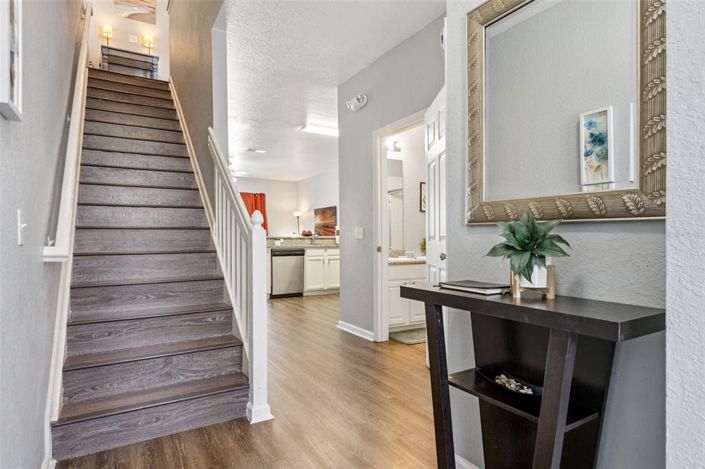 Image No.5-3 Bed Townhouse for sale