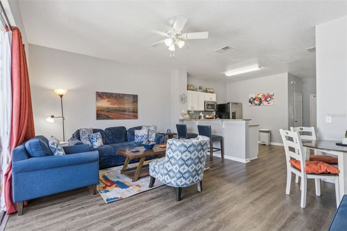 Image No.6-3 Bed Townhouse for sale