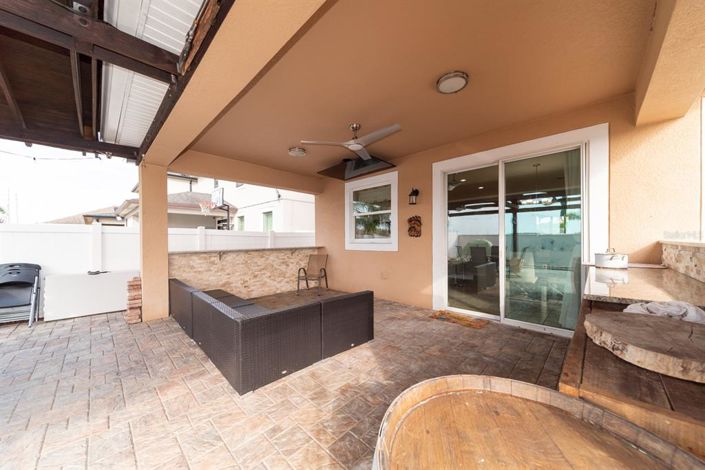 Image No.15-4 Bed House for sale