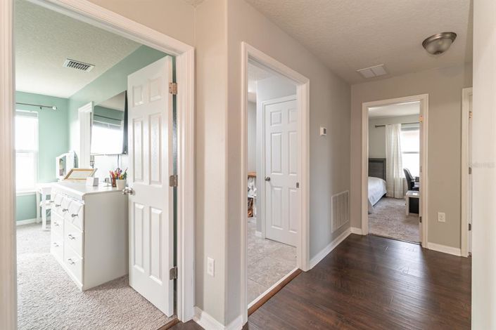 Image No.18-4 Bed House for sale