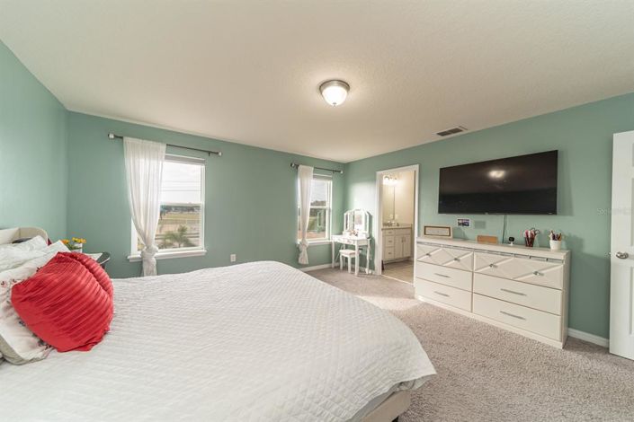 Image No.20-4 Bed House for sale